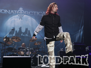 咦,他變瘦啦?照片來源:http://www.loudpark.com/08/ 咦,他變瘦啦?照片來源:http://www.loudpark.com/08/